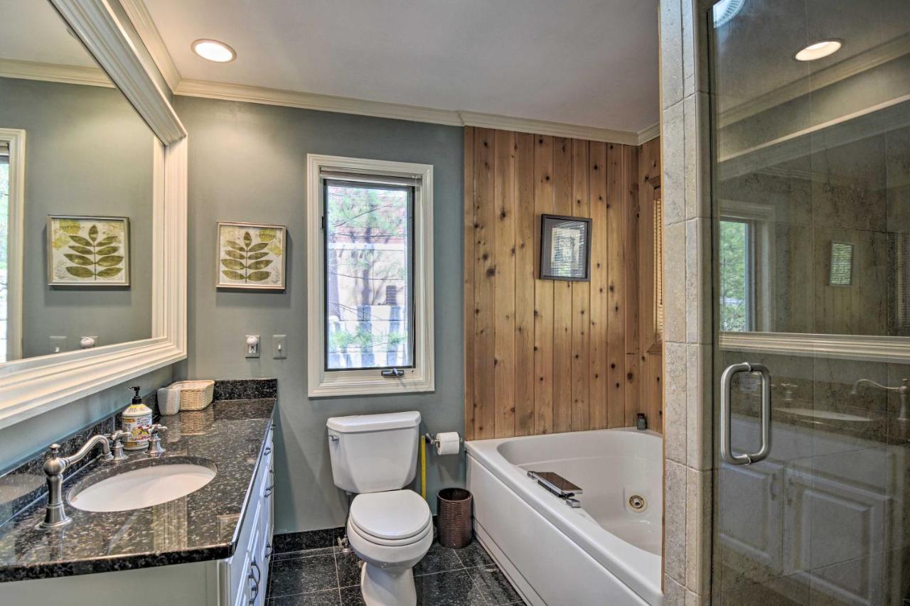 Resort-Style Harbor Springs Home With 2 Decks! מראה חיצוני תמונה