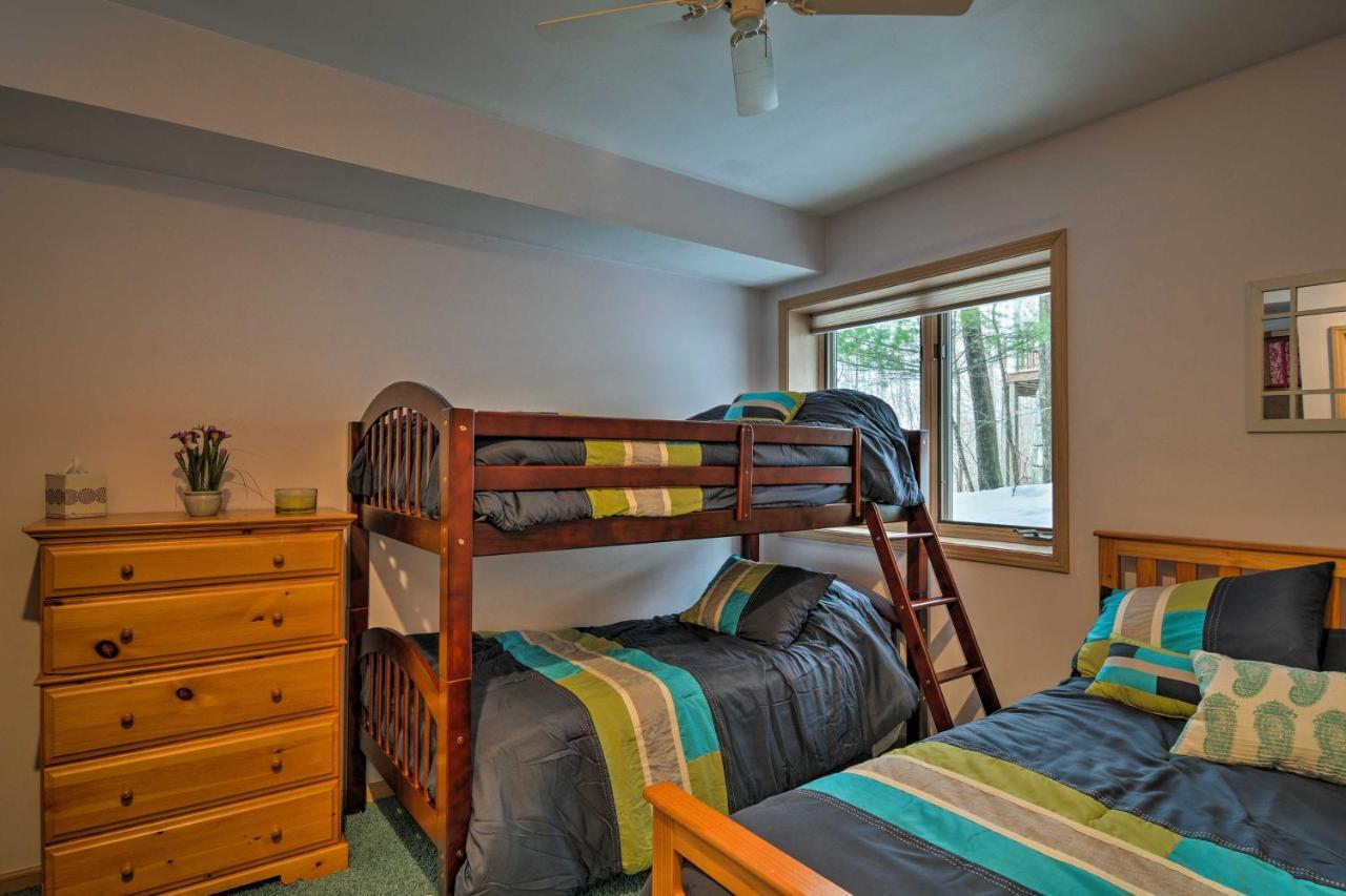 Resort-Style Harbor Springs Home With 2 Decks! מראה חיצוני תמונה
